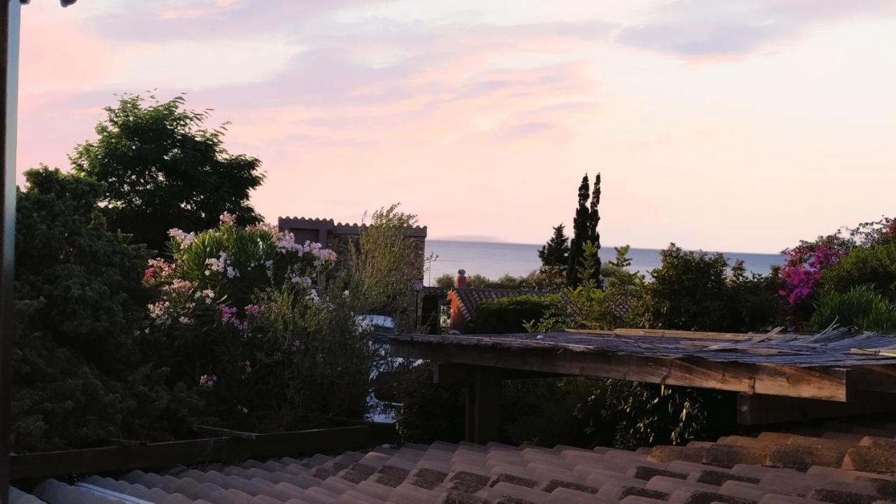 Milena Villasimius, Wifi Gratuito, Ampio Giardino A 300 M Dal Mare Ferienhaus Villasimius